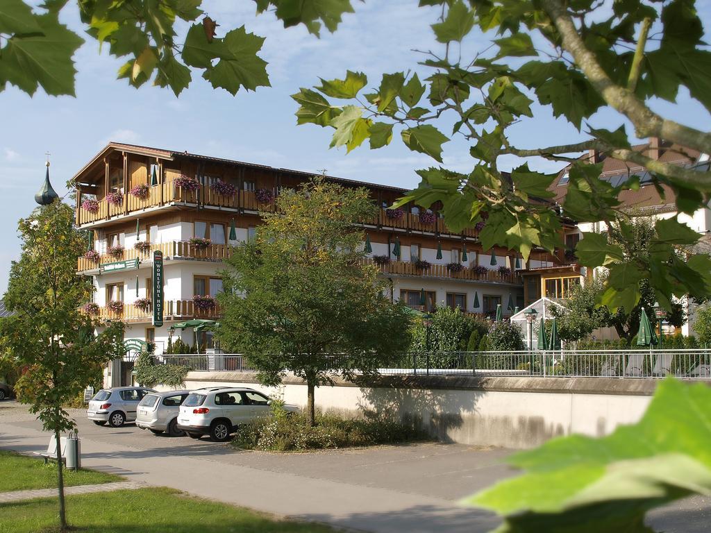 Hotel Restaurant Zum Goldenen Anker Mit Hallenbad & Wellnessbereich Windorf  Ngoại thất bức ảnh
