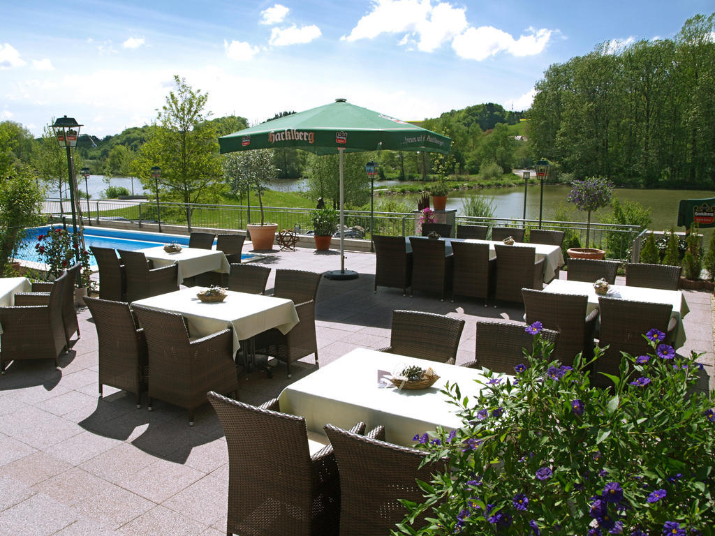 Hotel Restaurant Zum Goldenen Anker Mit Hallenbad & Wellnessbereich Windorf  Phòng bức ảnh