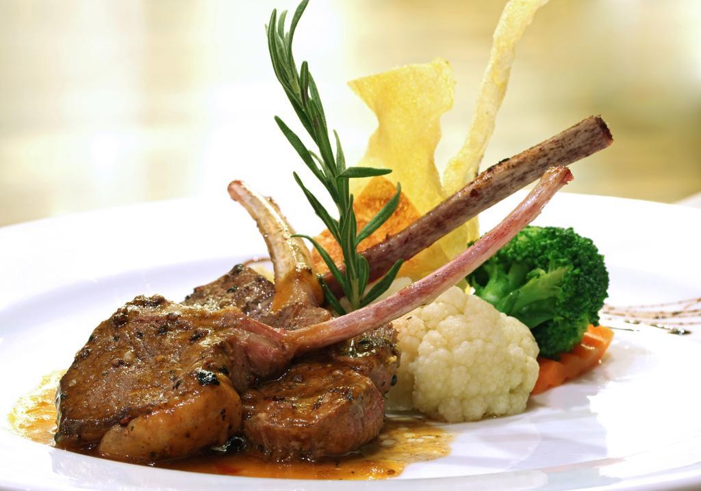 Hotel Restaurant Zum Goldenen Anker Mit Hallenbad & Wellnessbereich Windorf  Ngoại thất bức ảnh